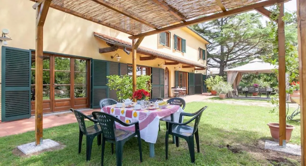Apartment Le Lame Appartamento Il Piccolo Paradiso 1 Cenaia